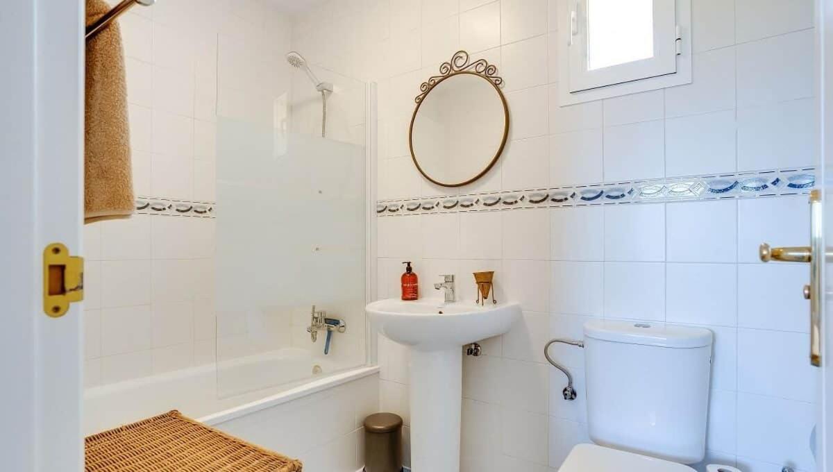 Lovely Aldea Beach Apartment Manilva Eksteriør bilde