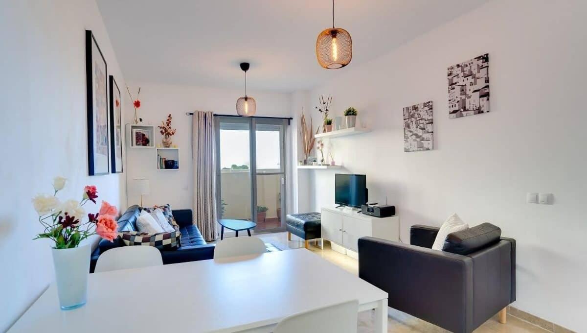 Lovely Aldea Beach Apartment Manilva Eksteriør bilde